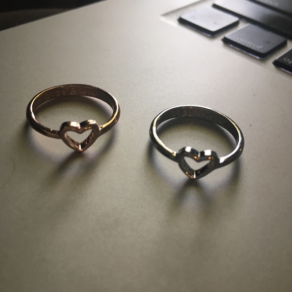 Tiny Heart "Best Friend" Ring Gold & Silver - Picture 6 of 6